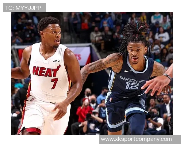 文班与哈珀同场竞技进攻防守双双领跑联盟展现强大实力